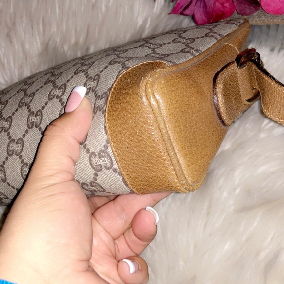GUCCI PLUS Vintage Monogram Crossbody Bag - Picture 9 of 14